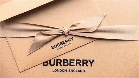 burberry purses saks fifth avenue|Burberry wallet sale outlet.